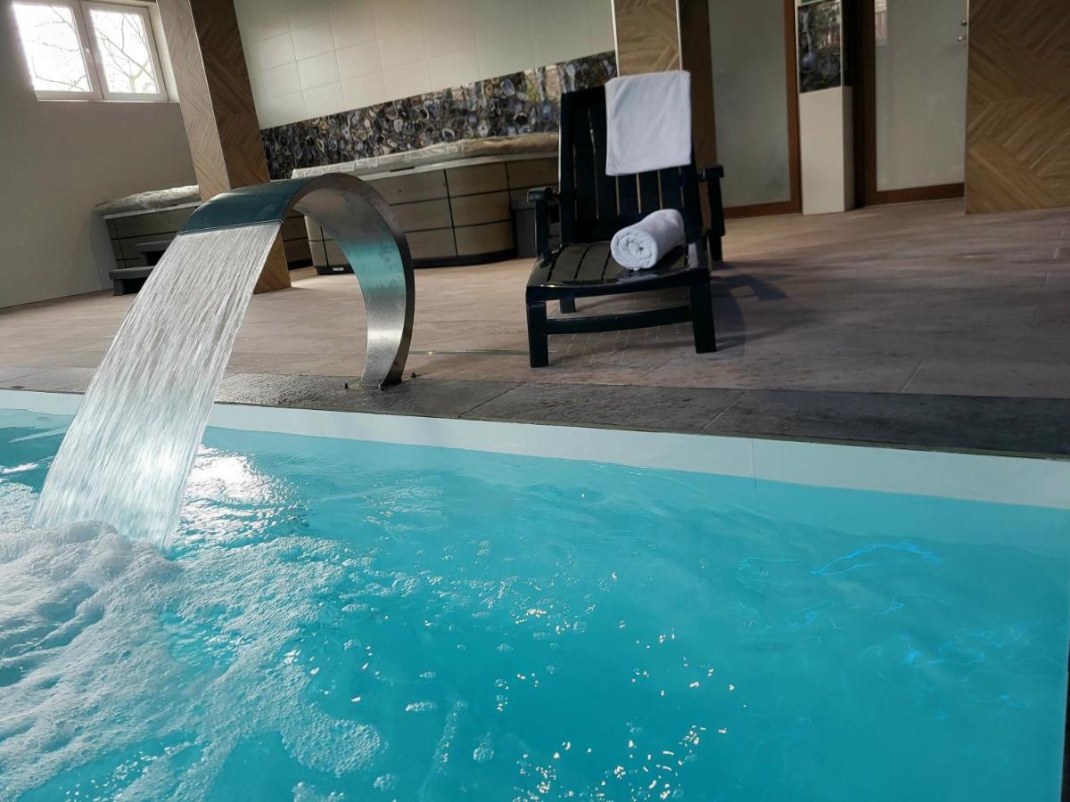 Dom Jastrzebia Z Basenem I Jacuzzi Apartment Jastrzebia Gora Ngoại thất bức ảnh