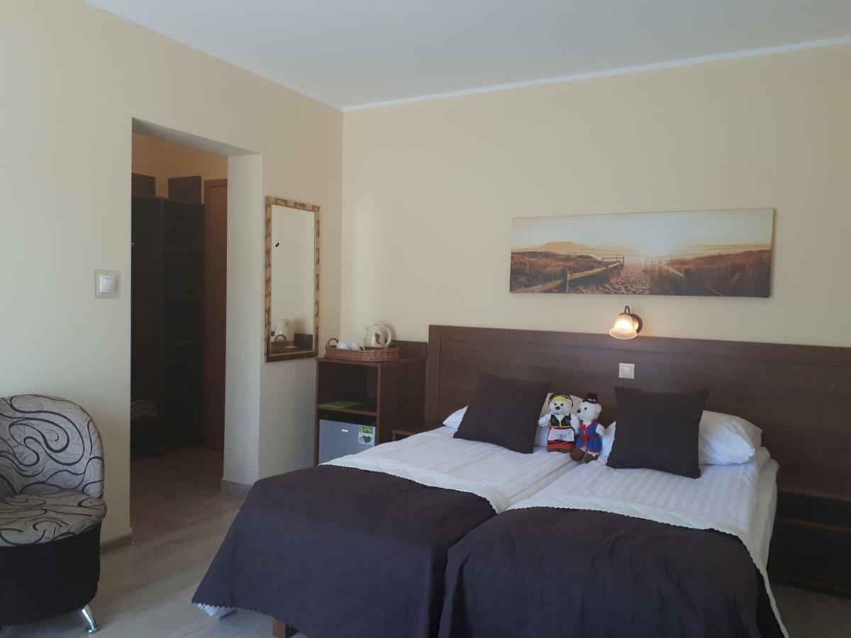 Dom Jastrzebia Z Basenem I Jacuzzi Apartment Jastrzebia Gora Ngoại thất bức ảnh