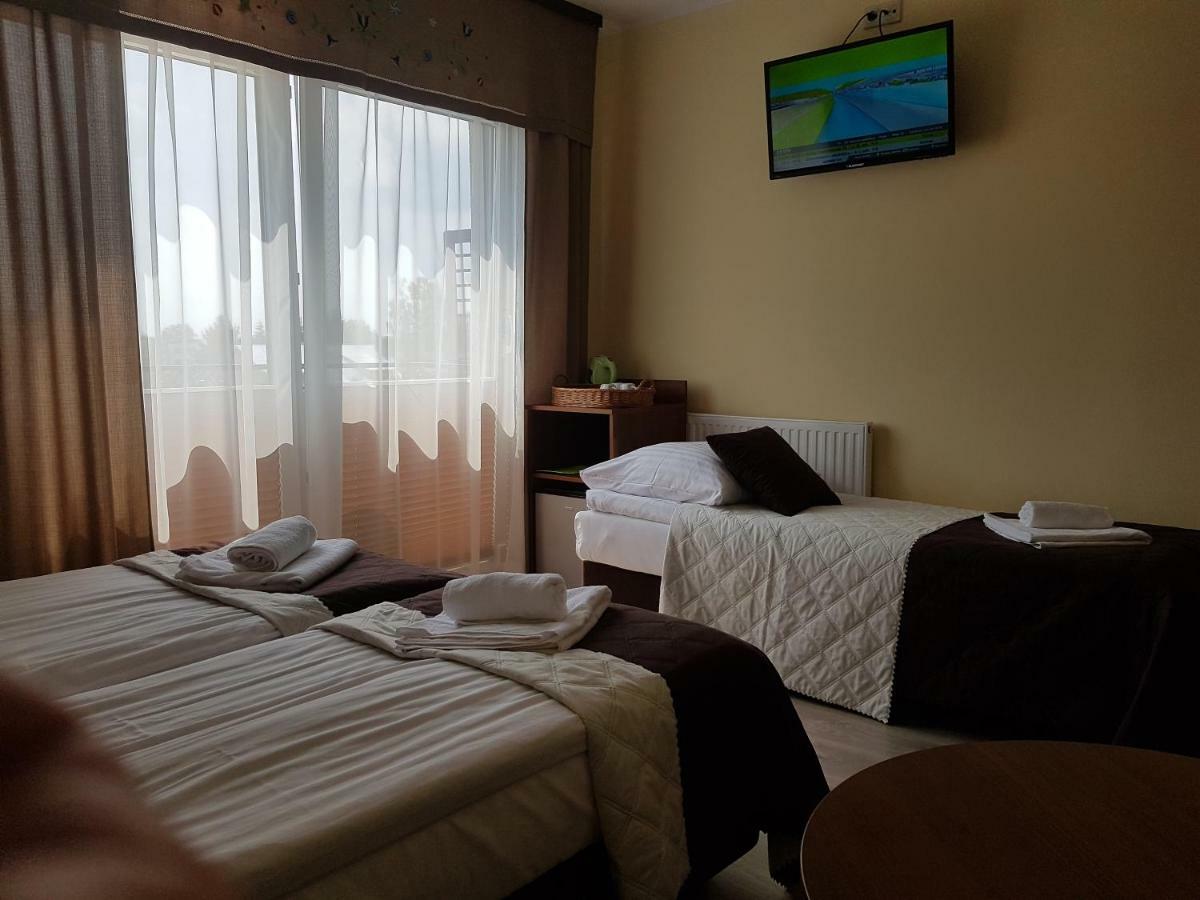 Dom Jastrzebia Z Basenem I Jacuzzi Apartment Jastrzebia Gora Ngoại thất bức ảnh