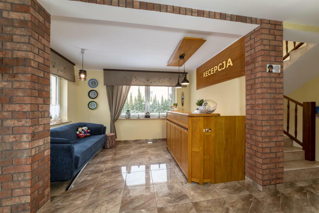 Dom Jastrzebia Z Basenem I Jacuzzi Apartment Jastrzebia Gora Ngoại thất bức ảnh